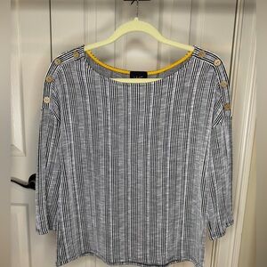 W5 black/white strip 3/4 sleeve top women size X-Large